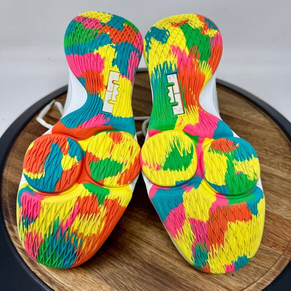 Nike LeBron James Witness 4 Sneakers Shoes CD0188-102 White/Camo - Picture 6 of 7